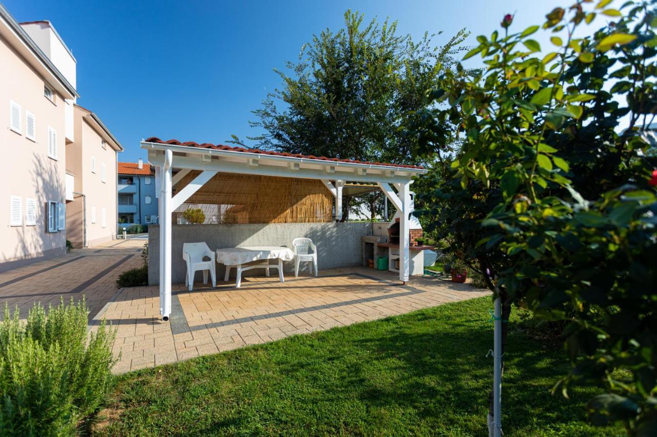 באסקה Apartments Crnekovic Jasna מראה חיצוני תמונה