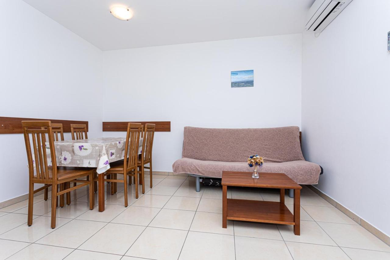 באסקה Apartments Crnekovic Jasna מראה חיצוני תמונה