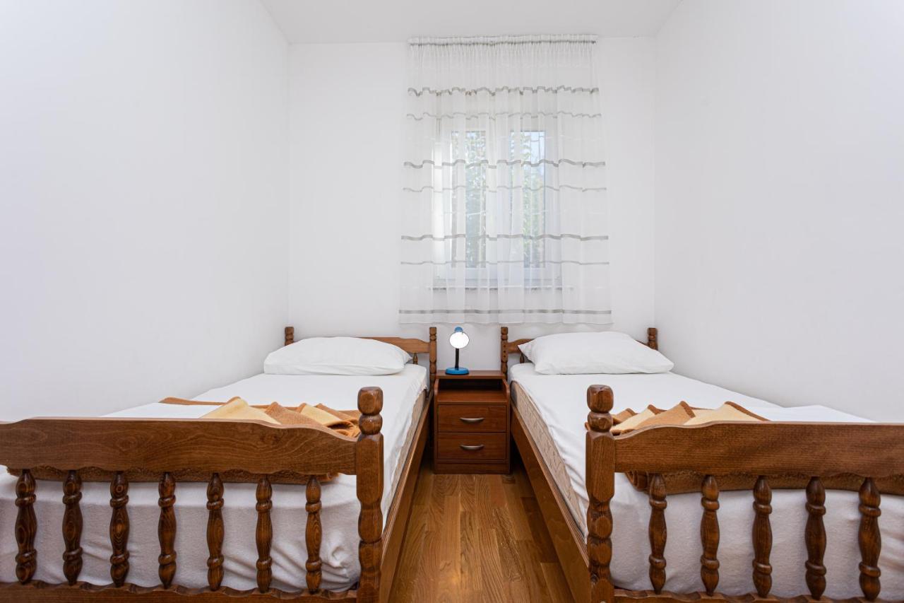 באסקה Apartments Crnekovic Jasna מראה חיצוני תמונה