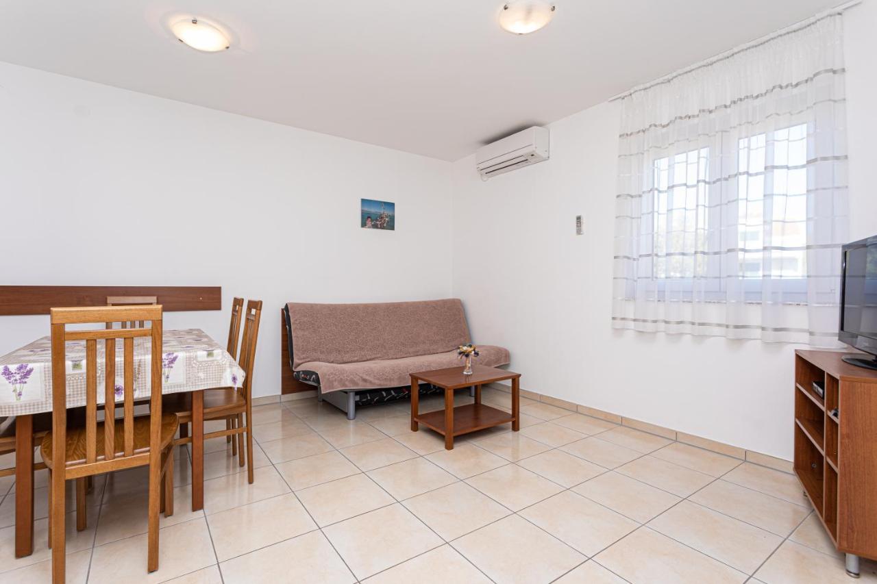 באסקה Apartments Crnekovic Jasna מראה חיצוני תמונה