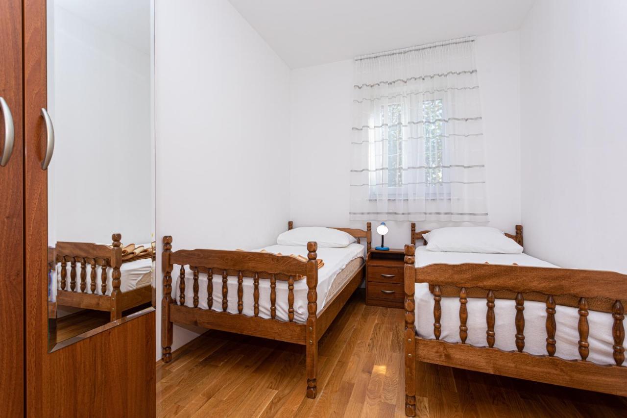באסקה Apartments Crnekovic Jasna מראה חיצוני תמונה