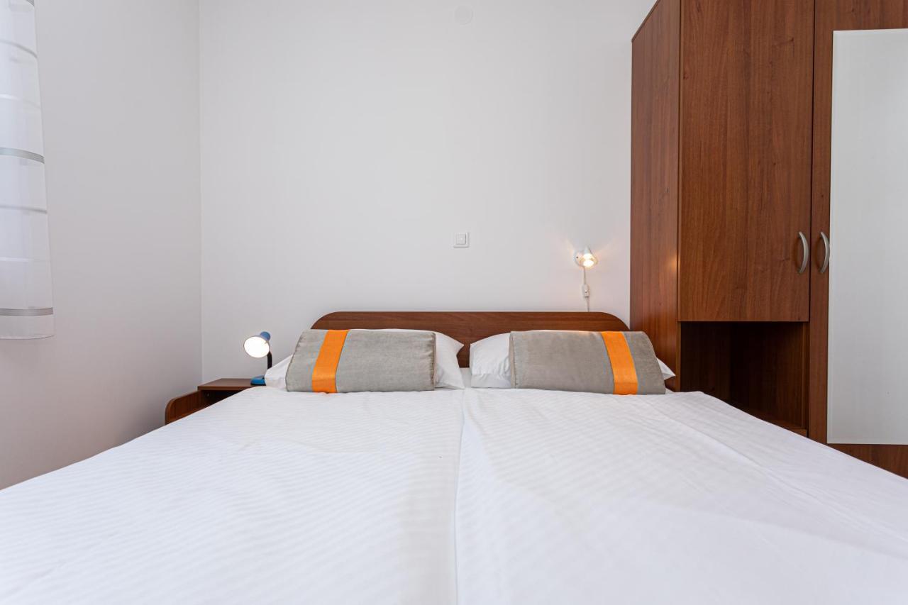 באסקה Apartments Crnekovic Jasna מראה חיצוני תמונה