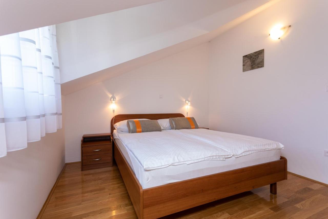 באסקה Apartments Crnekovic Jasna מראה חיצוני תמונה
