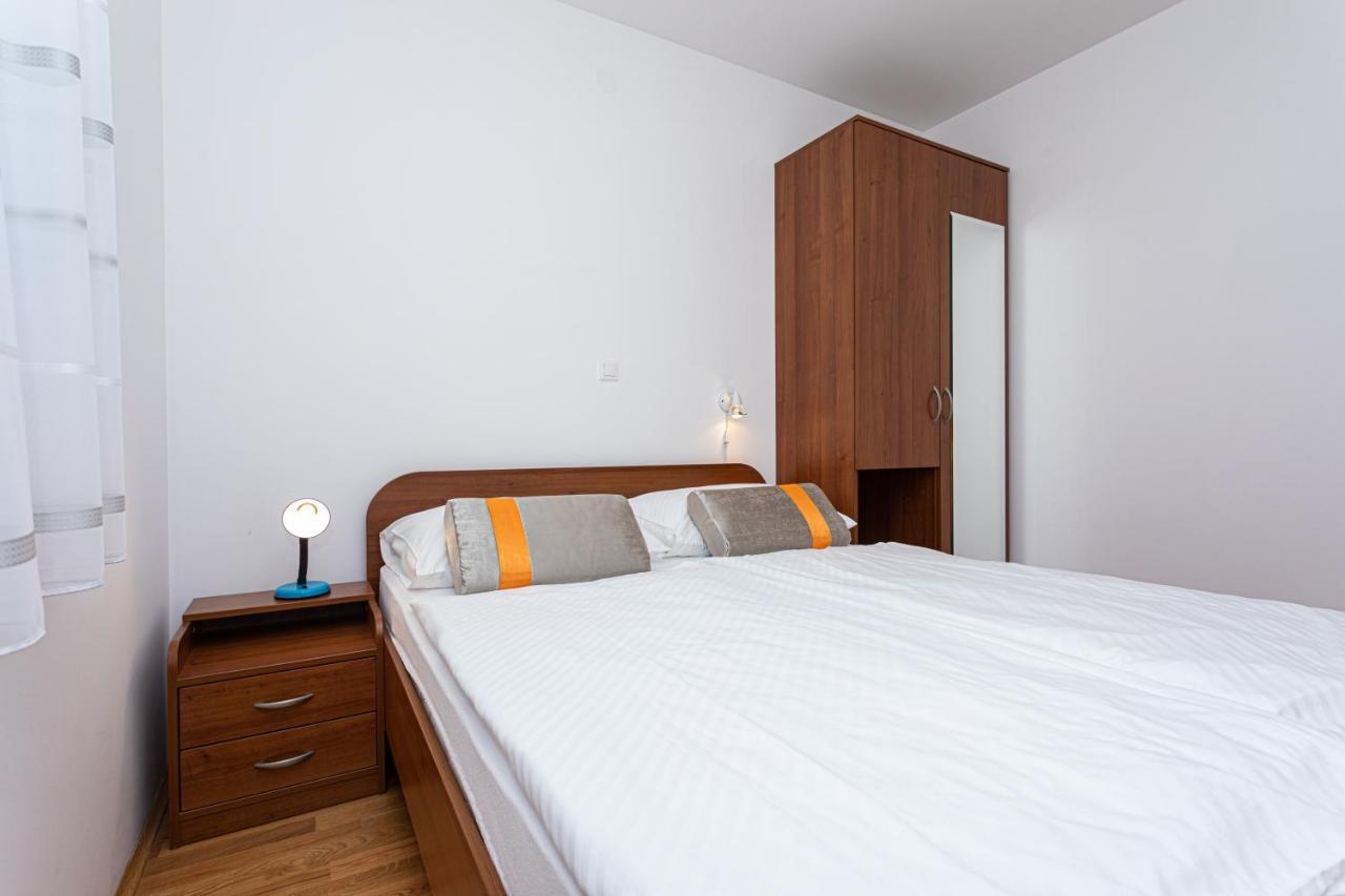 באסקה Apartments Crnekovic Jasna מראה חיצוני תמונה