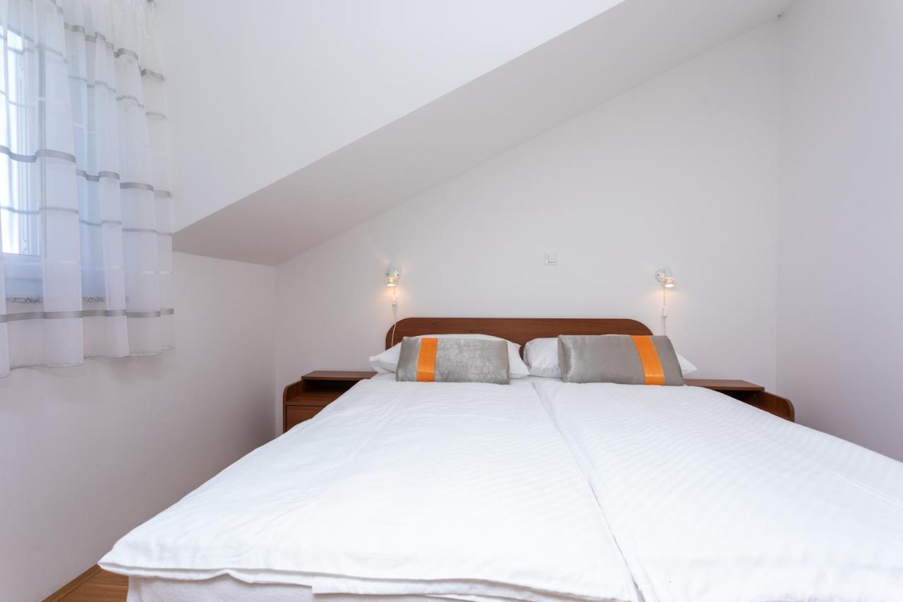 באסקה Apartments Crnekovic Jasna מראה חיצוני תמונה