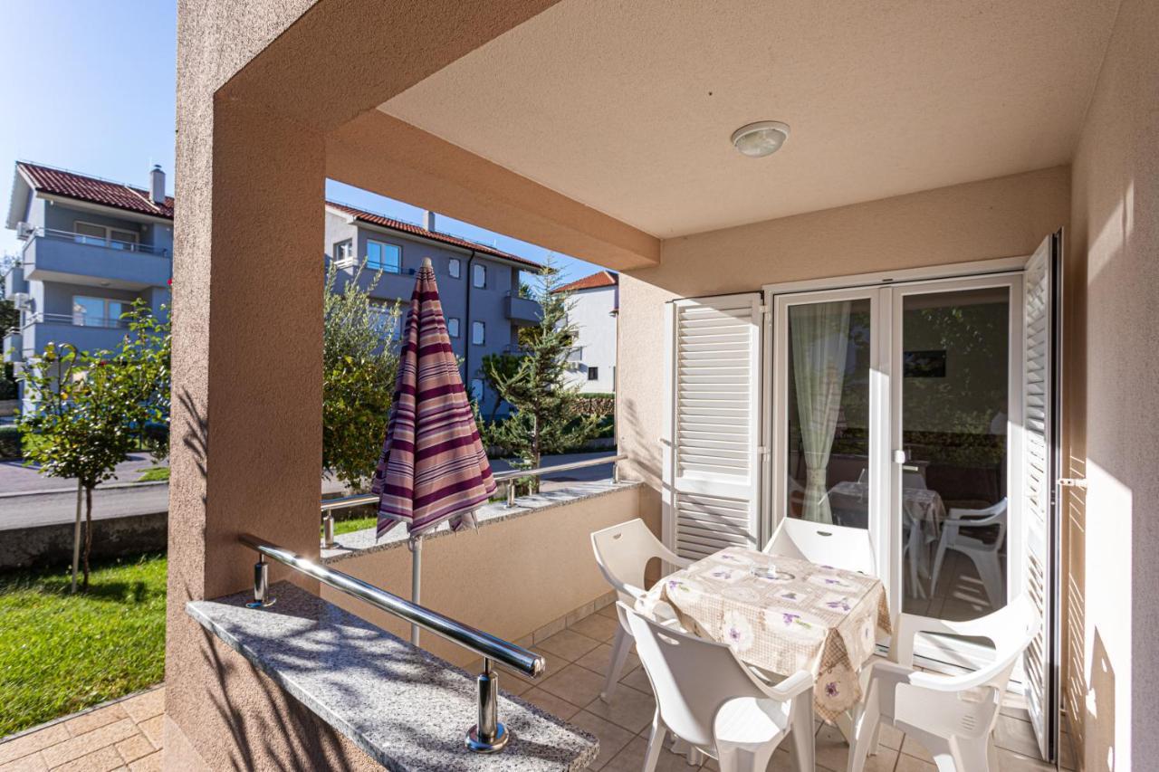 באסקה Apartments Crnekovic Jasna מראה חיצוני תמונה