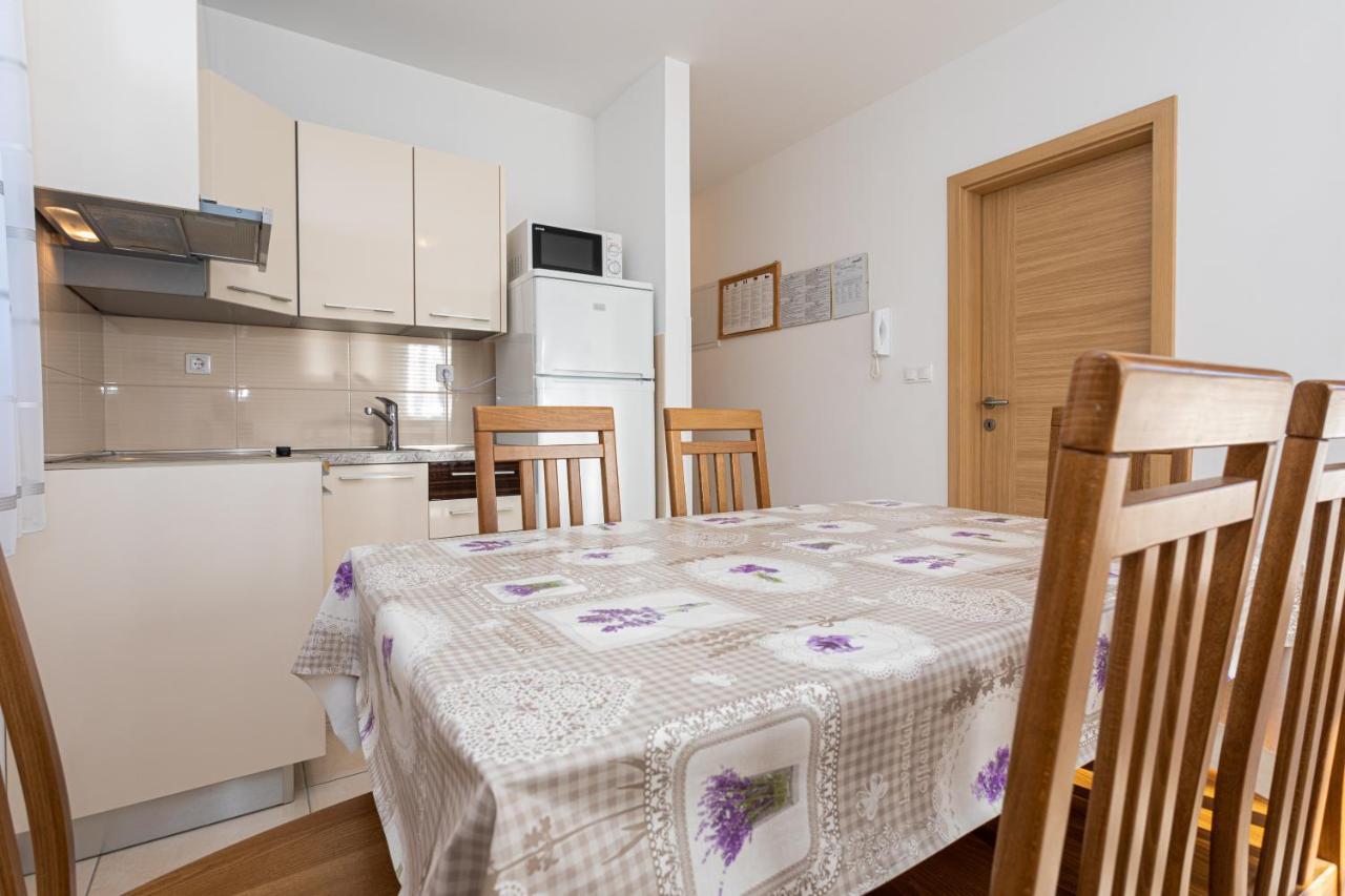 באסקה Apartments Crnekovic Jasna מראה חיצוני תמונה
